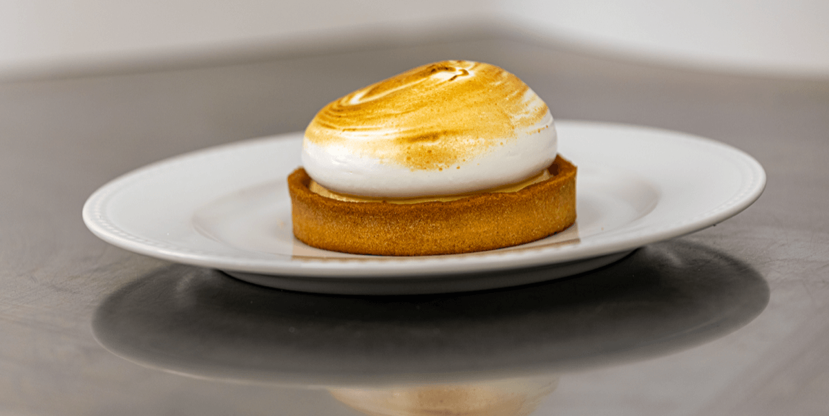 Lemon Pie with meringue - Amore Mio | Sandwiches & Salads Delivery in Monaco, Cap-d'Ail & Beausoleil